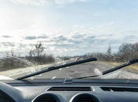 Remplacement ou réparation de pare-brise : sécurité et choix du professionnel