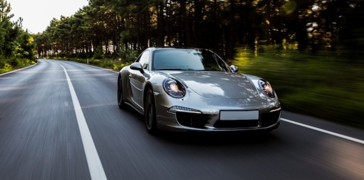 Quels sont les points à vérifier avant d’acheter une porsche d’occasion ?