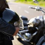 Assurance moto : quelles différences entre tiers, tiers + et tous risques ?